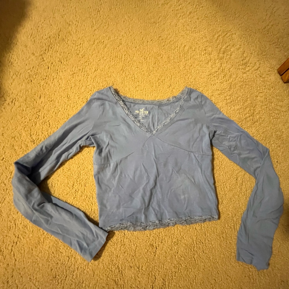Hollister Blue Lace Trim Baby Tee